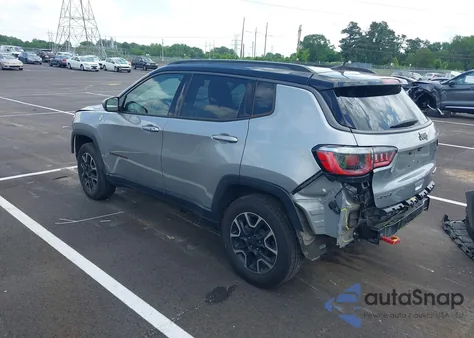 2020 Jeep Compass Trailhawk 4X4 из США, поврежденный, VIN 3C4NJDDB8LT112042